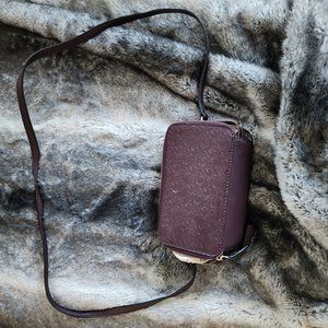 GUESS crossbody small bag in a dark purple new without tag